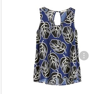 Stitch Fix - Mitra keyhole back blouse